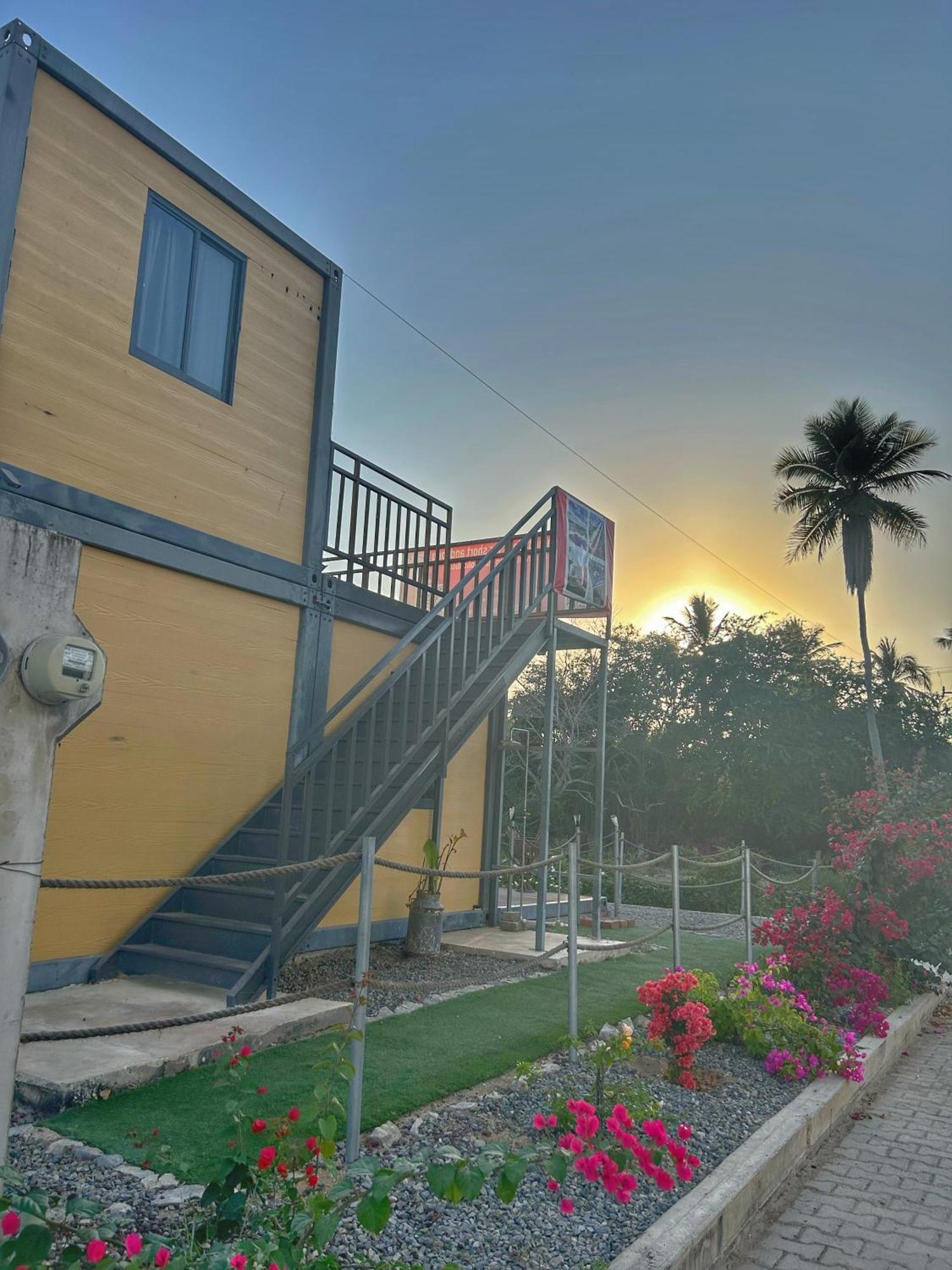 Yellow House 6 Minutos De Playa บารา เดอ นาวีดัด ภายนอก รูปภาพ